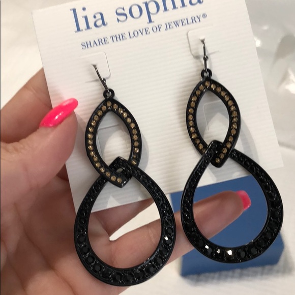 Lia Sophia teardrop Earrings!! - Picture 3 of 3